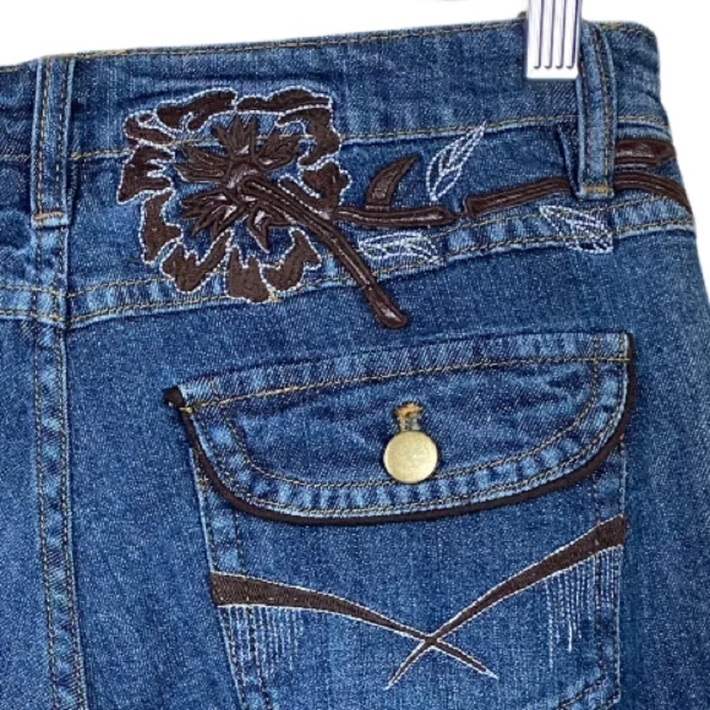 𝅺azi Jeans 9” Rise Straight Leg - Picture 6 of 6